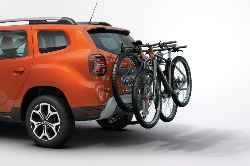 porte-vélos sur attelage pour vélos suspendus