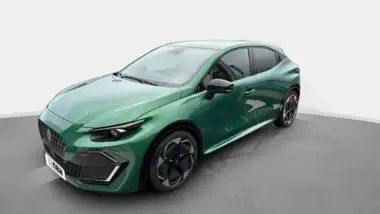 Photo de RENAULT CLIO techno full hybrid E-Tech 160 ch Vert