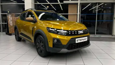 Photo de DACIA SANDERO stepway extreme TCe 110 - 25 Jaune