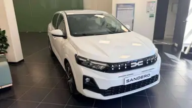 Photo de DACIA SANDERO expression Eco-G 120 auto - 25 Blanc