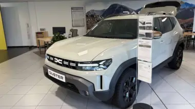 Photo de DACIA DUSTER extreme hybrid-G 150 4x4 Beige