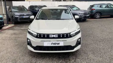 Photo de DACIA SANDERO journey TCe 100 - 25 Beige