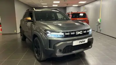 Photo de DACIA DUSTER extreme hybrid 155 Gris