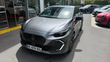 Photo de RENAULT CLIO esprit Alpine full hybrid E-Tech 160 ch Gris
