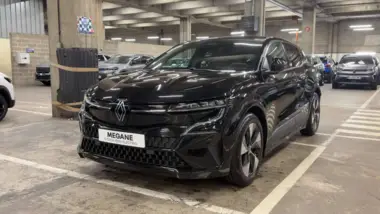 Photo de RENAULT MEGANE E-TECH ÉLECTRIQUE techno 220 ch autonomie confort - 25 Noir
