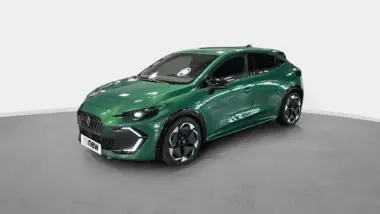 Photo de RENAULT CLIO techno full hybrid E-Tech 160 ch Vert