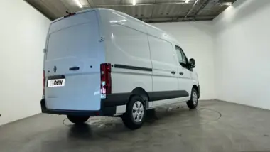 Photo de RENAULT MASTER FOURGON FG L2H2 3T5 TR advance Blue dCi 130 - 25 Blanc