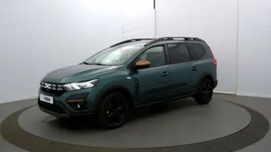 Photo de DACIA JOGGER Extreme Hybrid 140 7 places GSR2 Vert