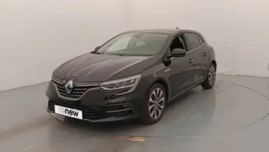 Photo de RENAULT MEGANE IV BERLINE Techno Blue dCi 115 EDC Noir