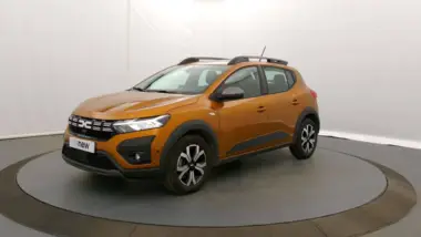 Photo de DACIA SANDERO Stepway Expression + TCe 110 Orange