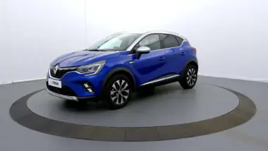 Photo de RENAULT CAPTUR Techno mild hybrid 160 EDC Bleu