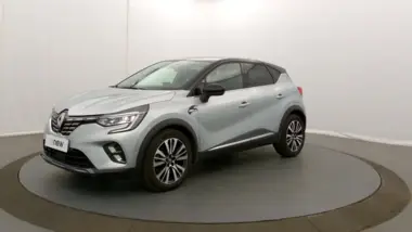 Photo de RENAULT CAPTUR Initiale Paris E-Tech Plug-in 160 Gris