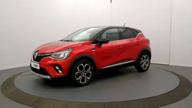 Photo de RENAULT CAPTUR Intens Blue dCi 115 EDC Rouge