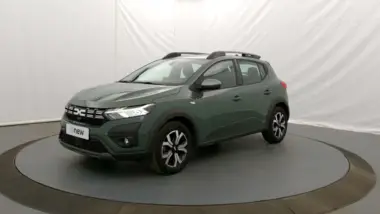 Photo de DACIA SANDERO Stepway Expression + TCe 110 Gris