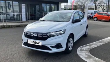 Photo de DACIA SANDERO Essential ECO-G 100 GSR2 Blanc