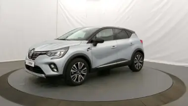 Photo de RENAULT CAPTUR Initiale Paris E-Tech 145 - 21B Gris
