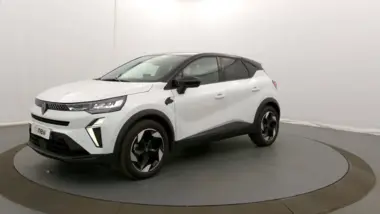 Photo de RENAULT CAPTUR Techno E-Tech full hybrid 145 ch Blanc