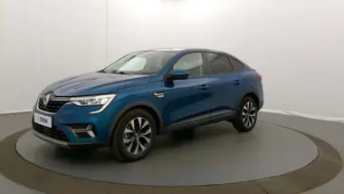 Photo de RENAULT ARKANA Evolution E-Tech hybride 145 - 22 Bleu