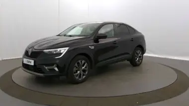 Photo de RENAULT ARKANA Evolution E-Tech 145 - 23 Noir