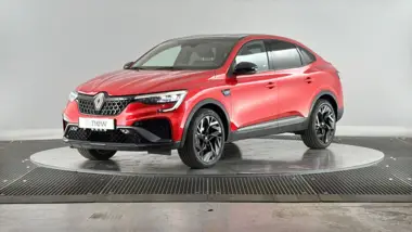 Photo de RENAULT ARKANA esprit Alpine E-Tech full hybrid 145 GSR2 Rouge
