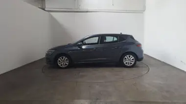 Photo de RENAULT MEGANE IV BERLINE Business Blue dCi 115 Gris