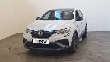 Photo de RENAULT ARKANA R.S. Line E-Tech 145 - 21B Blanc