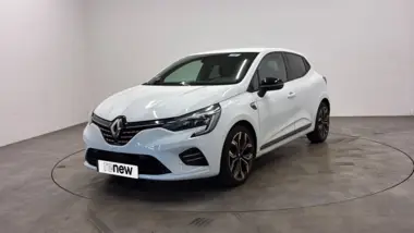 Photo de RENAULT CLIO V SL Lutecia TCe 90 - 21N Blanc