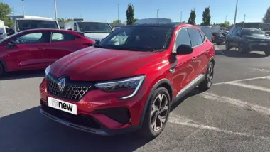 Photo de RENAULT ARKANA Techno E-Tech full hybrid 145 GSR2 Rouge